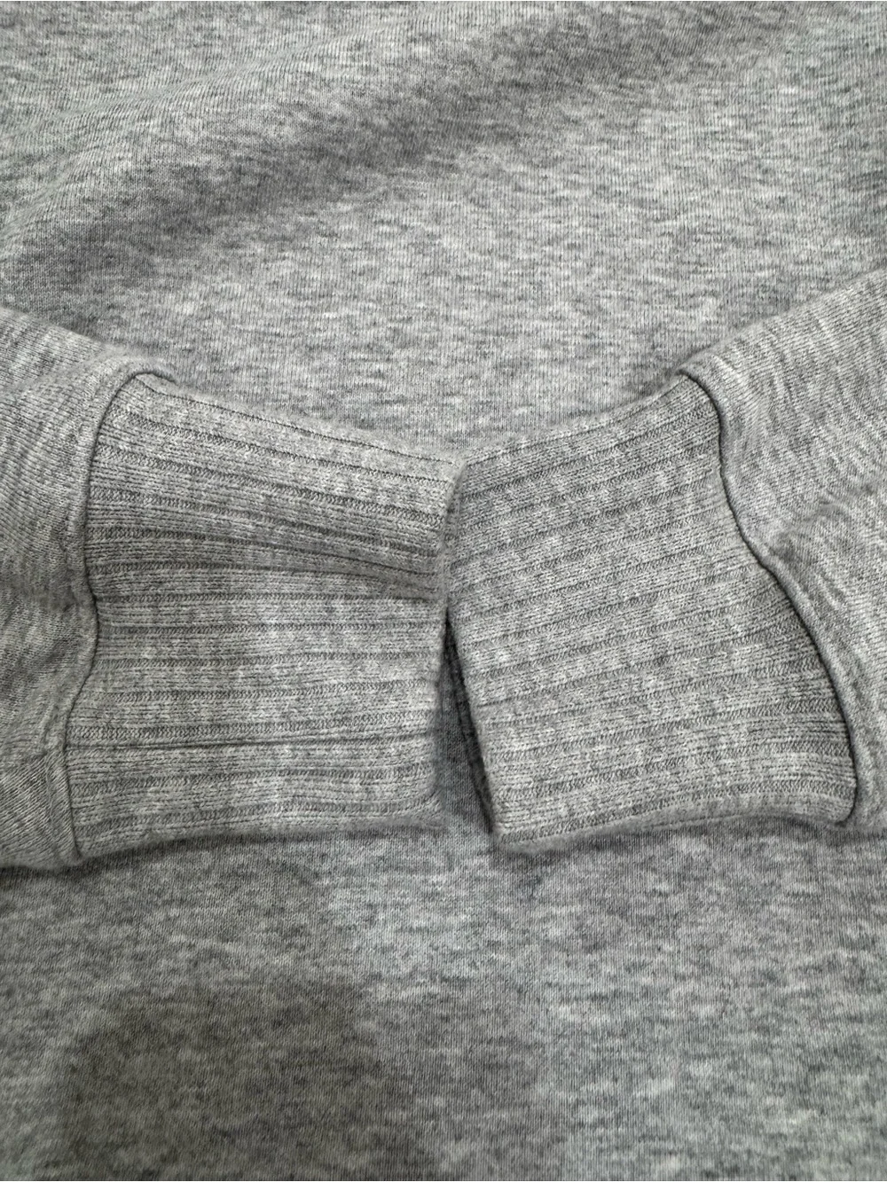 ALO Yoga Cropped Serenity Coverup Sweatshirt Heather Gray Women's Medium